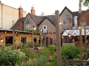 公牛與天鵝飯店