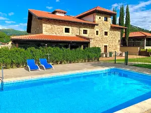 Akla Hotel Suites Valles Pasiegos