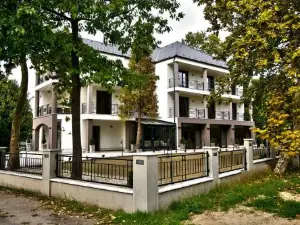 Boutique Hotel Divina