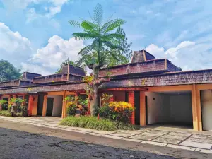 The Cipaku Garden Hotel