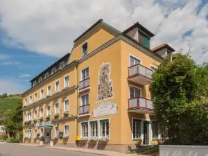 Stierschneider's Weinhotel Wachau & Wiazhaus
