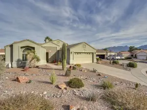 Green Valley Getaway Near Golfing Pool Access!