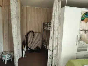 Half a House w/Your Own Door, 60m2