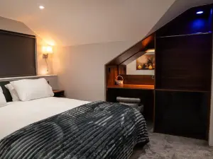 Chestnut Retreat a Stunning Annex Apartment