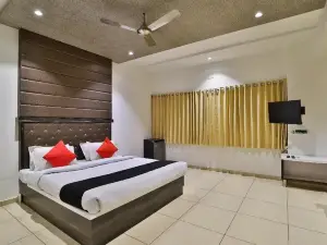 Dev Motel & Banquet