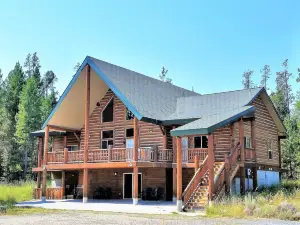 The Hideaway Lodge