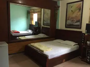 Nha Nghi Tham Quyen