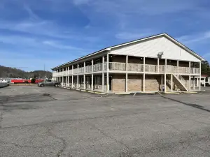 คัฟเวอร์ด บริดจ์ อินน์ & สวีทส์