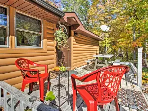 Cozy Retreat w/ Fire Pit < 1 Mi to Mille Lacs Lake
