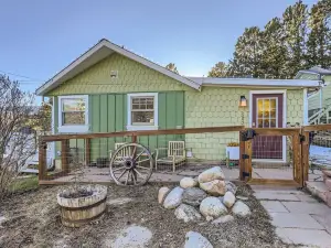 เนเธอร์แลนด์ เมาน์เทน เฮฟเวน บังกะโล 3 ห้องนอน โดย RedAwning