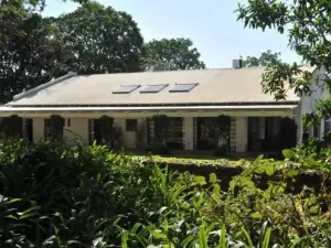 Kings Walden Garden Manor