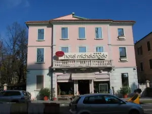 Hotel Michelangelo