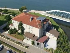 Elif Otel