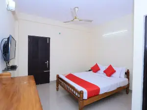 OYO 24129 Panackal Inn