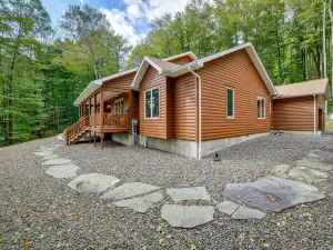 Secluded Union Dale Home ~ 2 Mi to Elk Mountain!