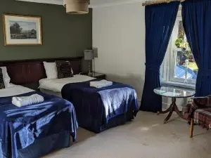 Bennachie Lodge Hotel in Kemnay