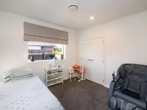 Modern, Cozy and Spacious 3 bedroom Home near City Centre