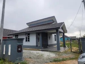 Villa Azizah
