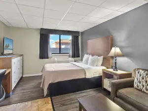Quality Inn & Suites Downtown