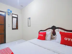 OYO 94030 Ar Guest House Syariah