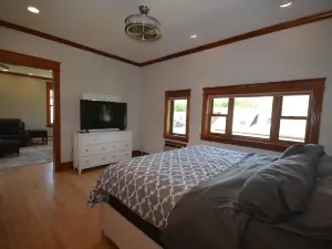 Charming Upper-Level Apartment with Gas Fireplace - Unique Coastal Escape