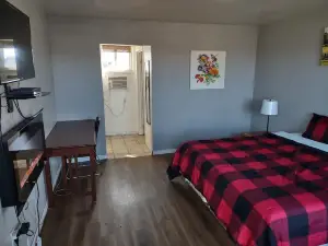 Skyview Motel