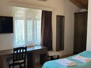 Assos Gül pansiyon