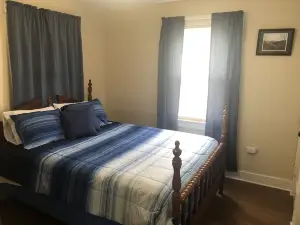 The Boomer: sky, river, and mtn your postage stamp for a week of relaxation!