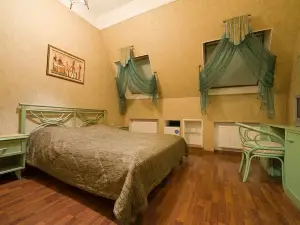 Na Dvoryanskoy Hotel