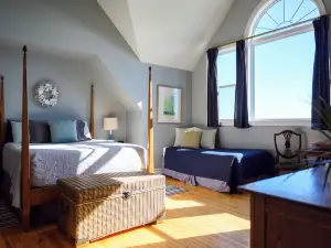 Ye Olde Argyler Lodge