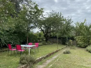 Gîte Moulins, 3 pièces, 4 Personnes - FR-1-489-333