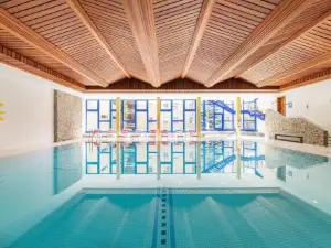 42m2 Alpenschick Mit Balkon, Ausblick, Pool - E405