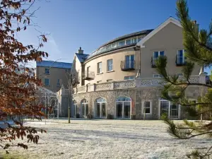 Step House Hotel