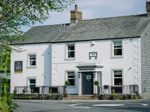 1863 Restaurant with Rooms