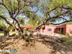 Historic Tubac Vacation Rental about 1 Mi to Village!