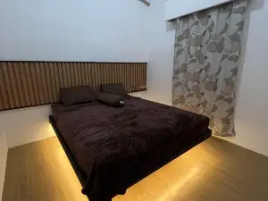 GT-R Guest House /Home stay
