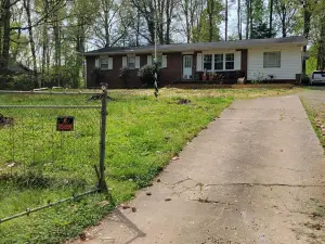 3-bedroom vacation home just 10 minutes from Forest City