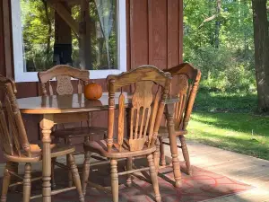 Will-Liv Cabin , 2 new cabins for larger family groups