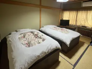 Kashiwaya