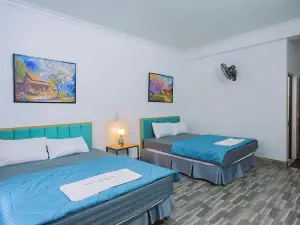 Family Homestay, Mountain Flower