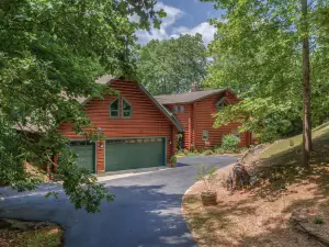 Private Dock and Stunning Mountain Views - Charming Log Lodge