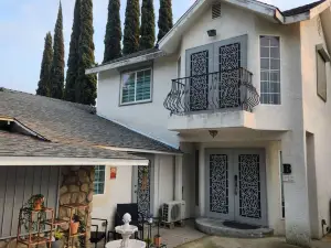 蒙特雷公園度假屋：壯觀景色與舒適