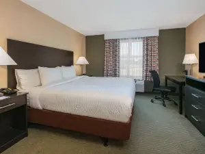 Days Inn & Suites by Wyndham Florence/Jackson Area