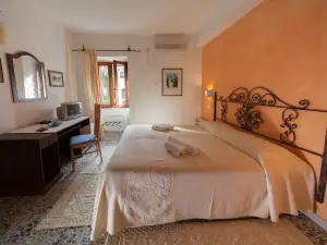 Su Ghindalu Guesthouse