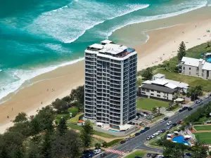 Golden Sands on the Beach - Absolute Beachfront Apartments