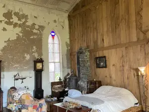 ROMANTIC SPIRITUAL FAIRYTALE EUROPEAN TYPE COWBOY/INDIAN CASTLE