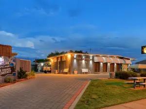 Sun Centre Motel