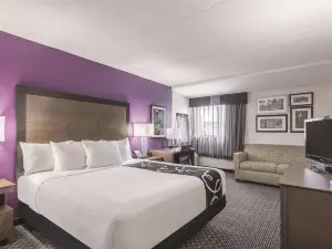 La Quinta Inn & Suites by Wyndham Salem NH