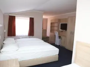 Hotel Ana