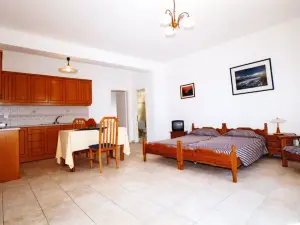 Afrodite Hotel Apartments